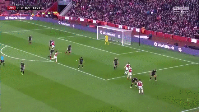 An incisive ball from Arsenal&rsquo;s Mesut Özil indirectly leads to a goal for Pierre-Emerick Aubameyang against Burnley.